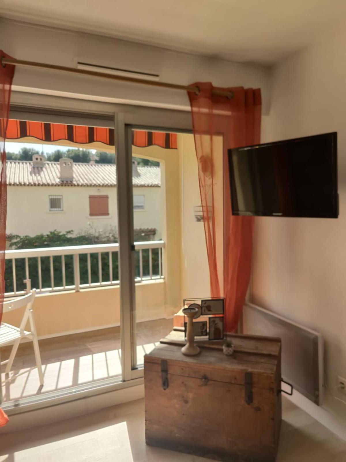 Apartment Rsd Les Cometes Saint-Mandrier-sur-Mer