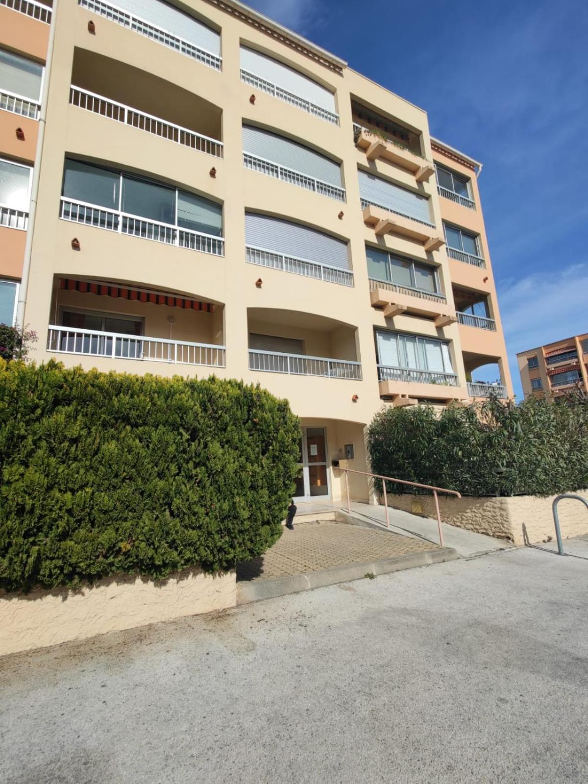 Apartment Rsd Les Cometes Saint-Mandrier-sur-Mer